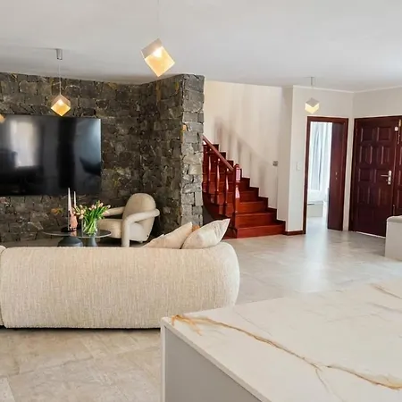 Exclusive Mountain With Heated Pool & Stunning Ocean Views Barranco Hondo