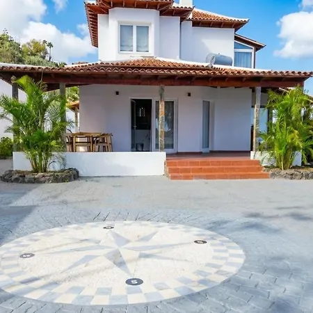 Exclusive Mountain With Heated Pool & Stunning Ocean Views Villa *